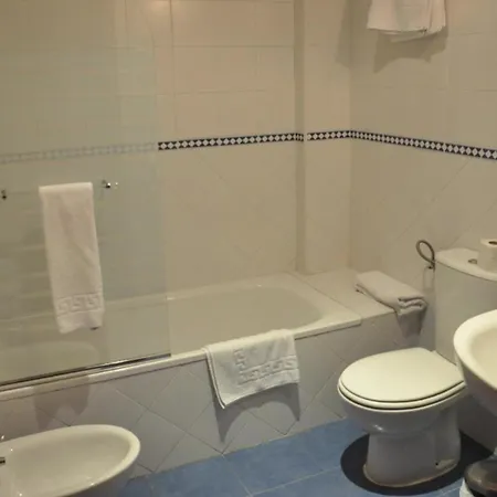 Sevillahome-apartamento Complejo Piscina Parking * Seville