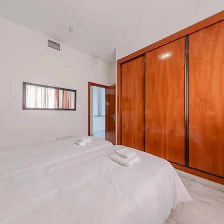 Sevillahome-apartamento Complejo Piscina Parking * Seville